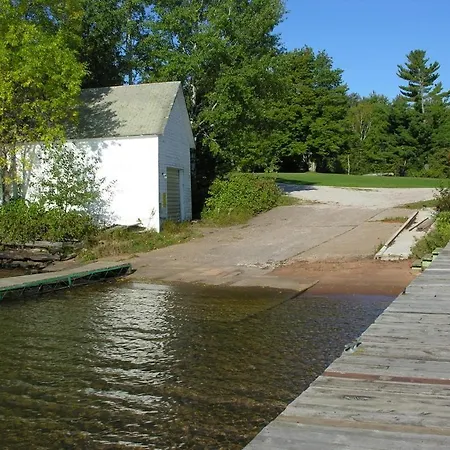 Bodin'S Resort Washburn Exterior photo